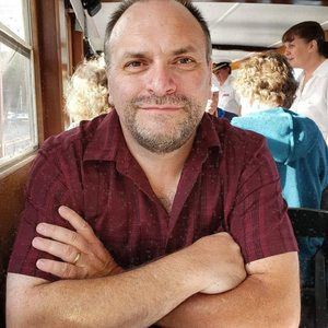 Meet your Posher, Chris